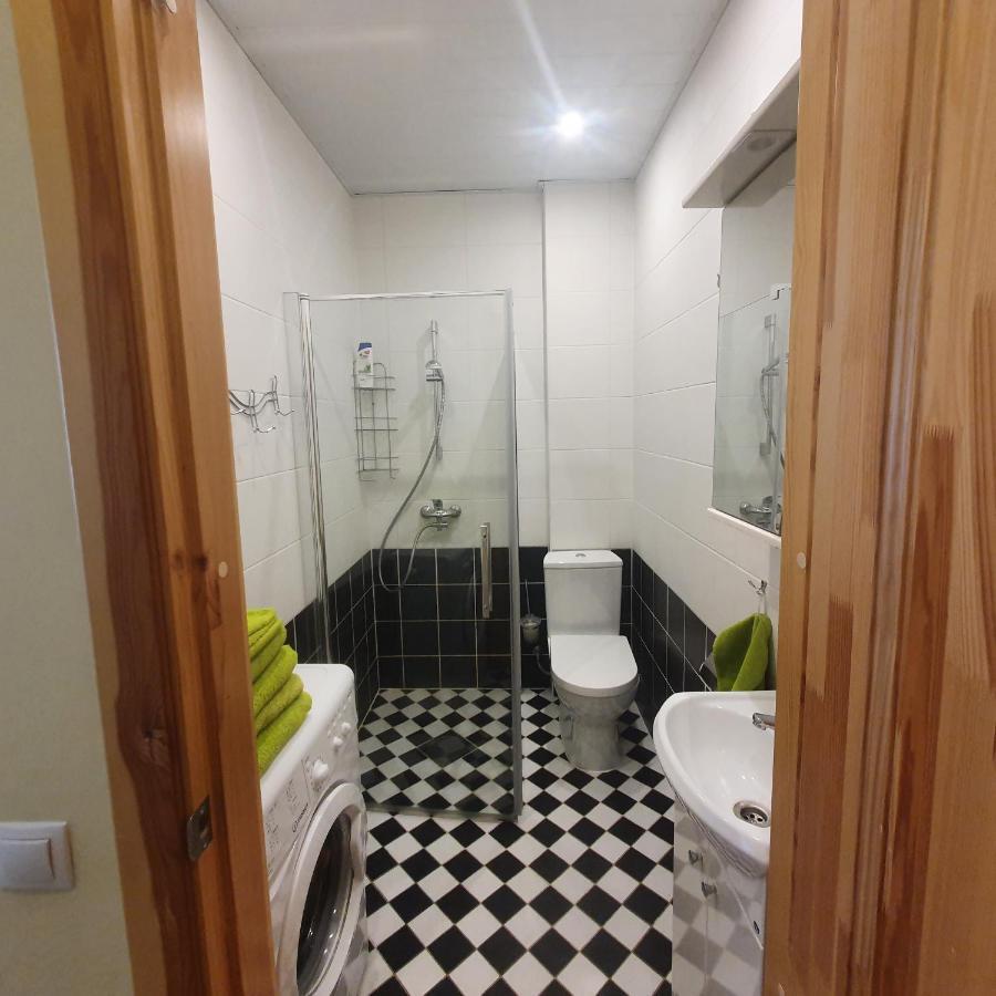 Hot Riga Ernestines Iela 7-1 Enjoy The Feel Of Home And History! Esterno foto