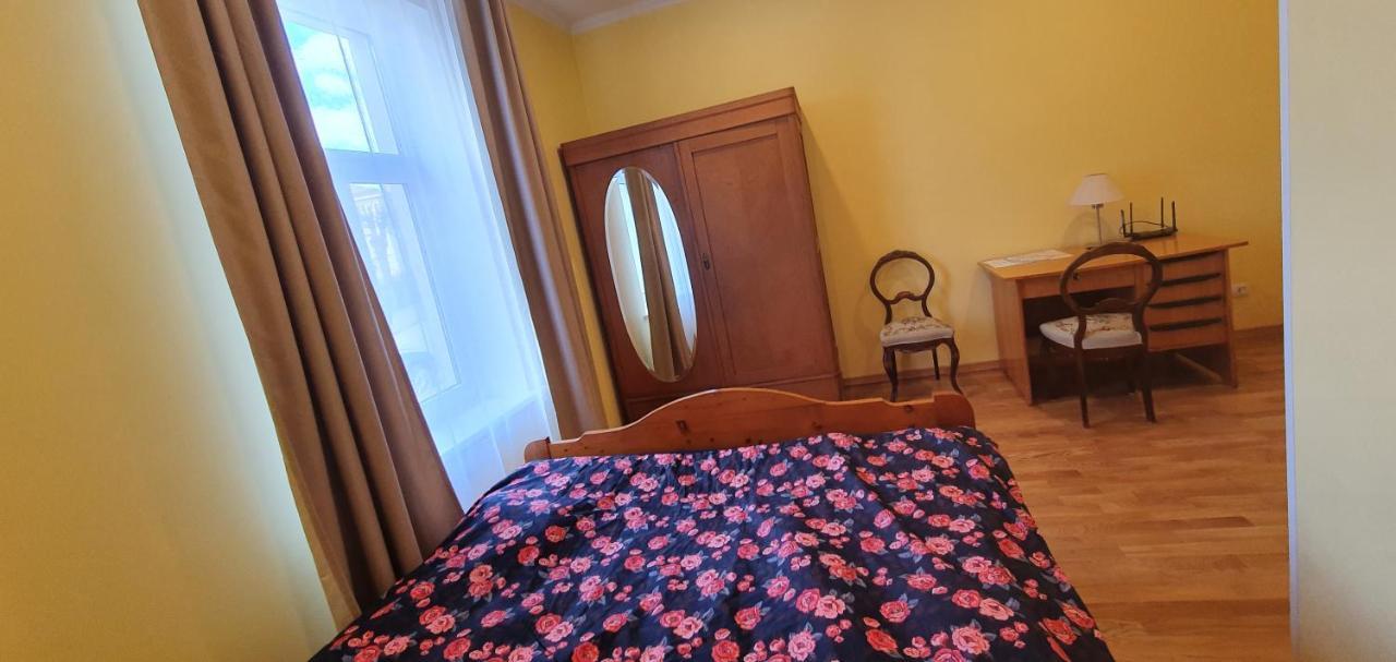 Hot Riga Ernestines Iela 7-1 Enjoy The Feel Of Home And History! Esterno foto
